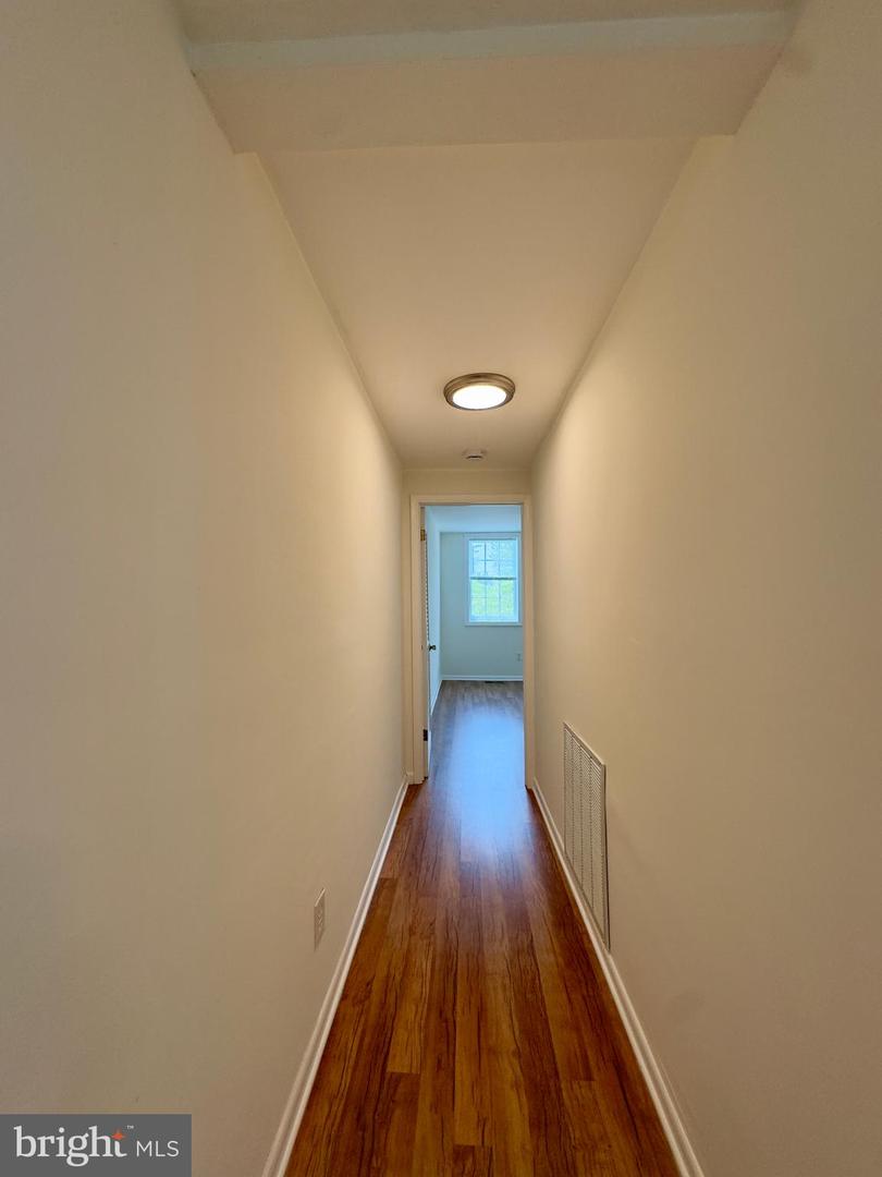 678 Melvin Dr Property Photo 7