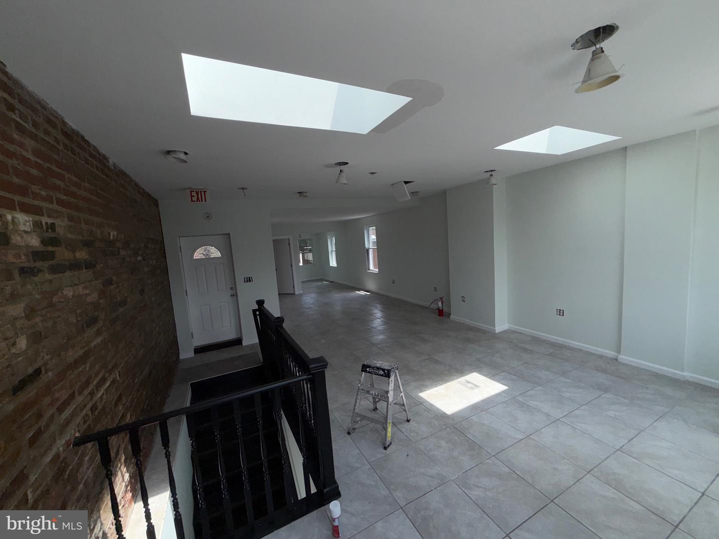 3347 Greenmount Ave Property Photo 13