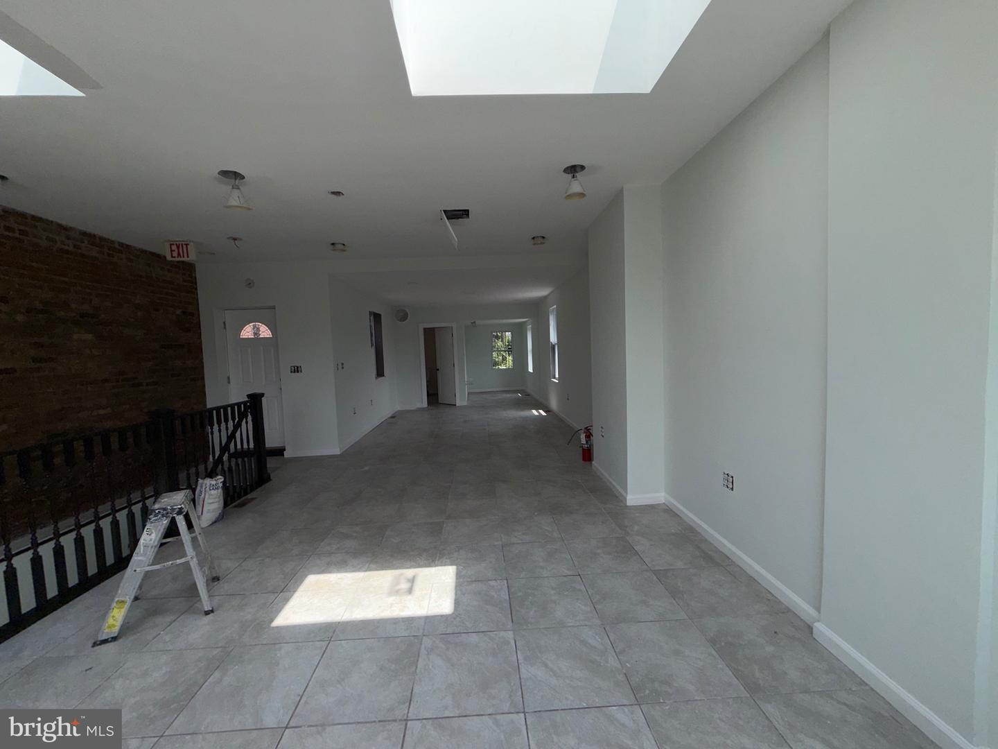 3347 Greenmount Ave Property Photo 14