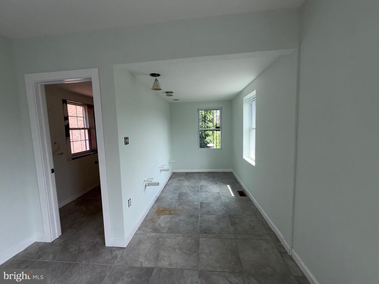 3347 Greenmount Ave Property Photo 18
