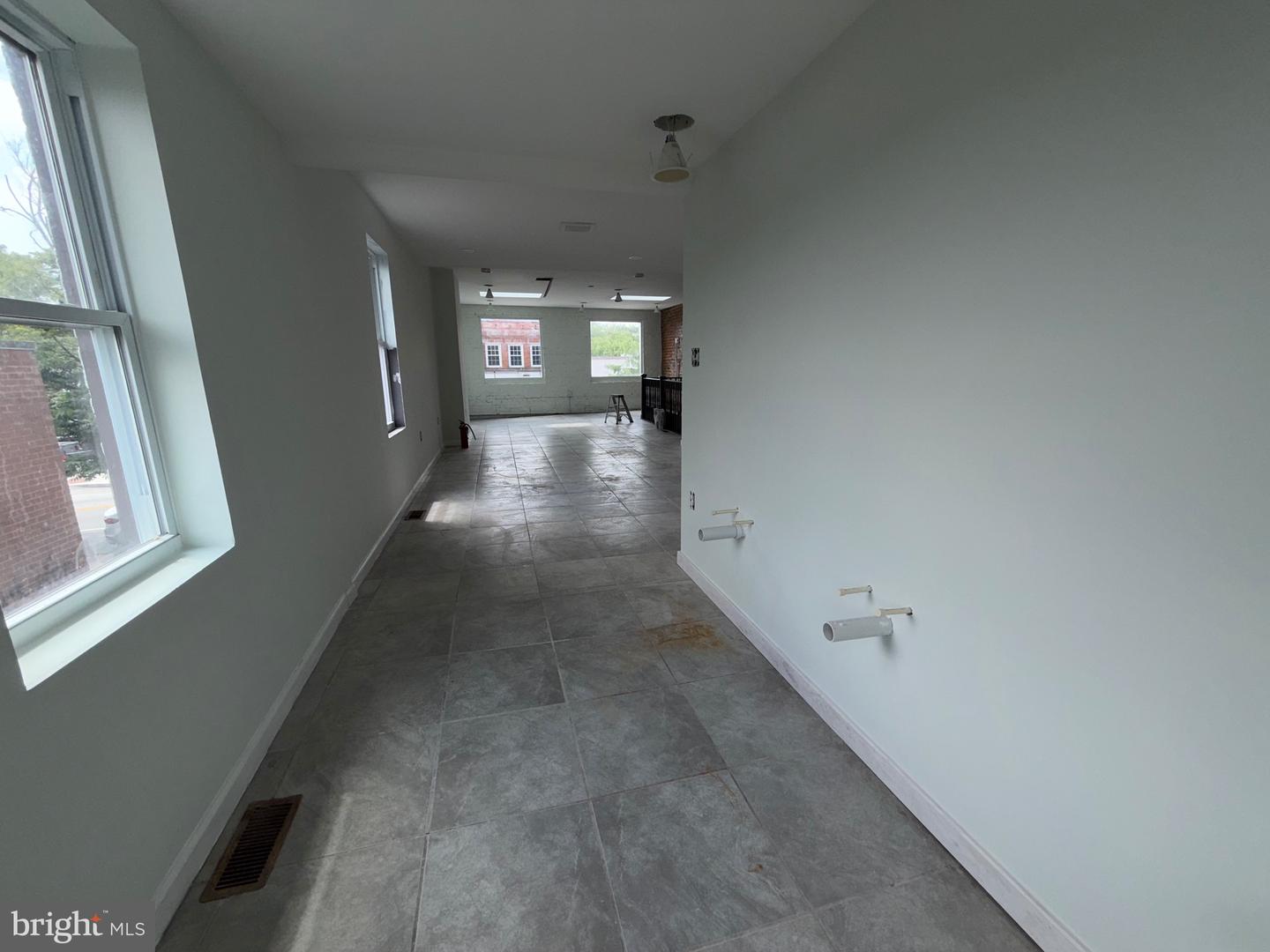 3347 Greenmount Ave Property Photo 20