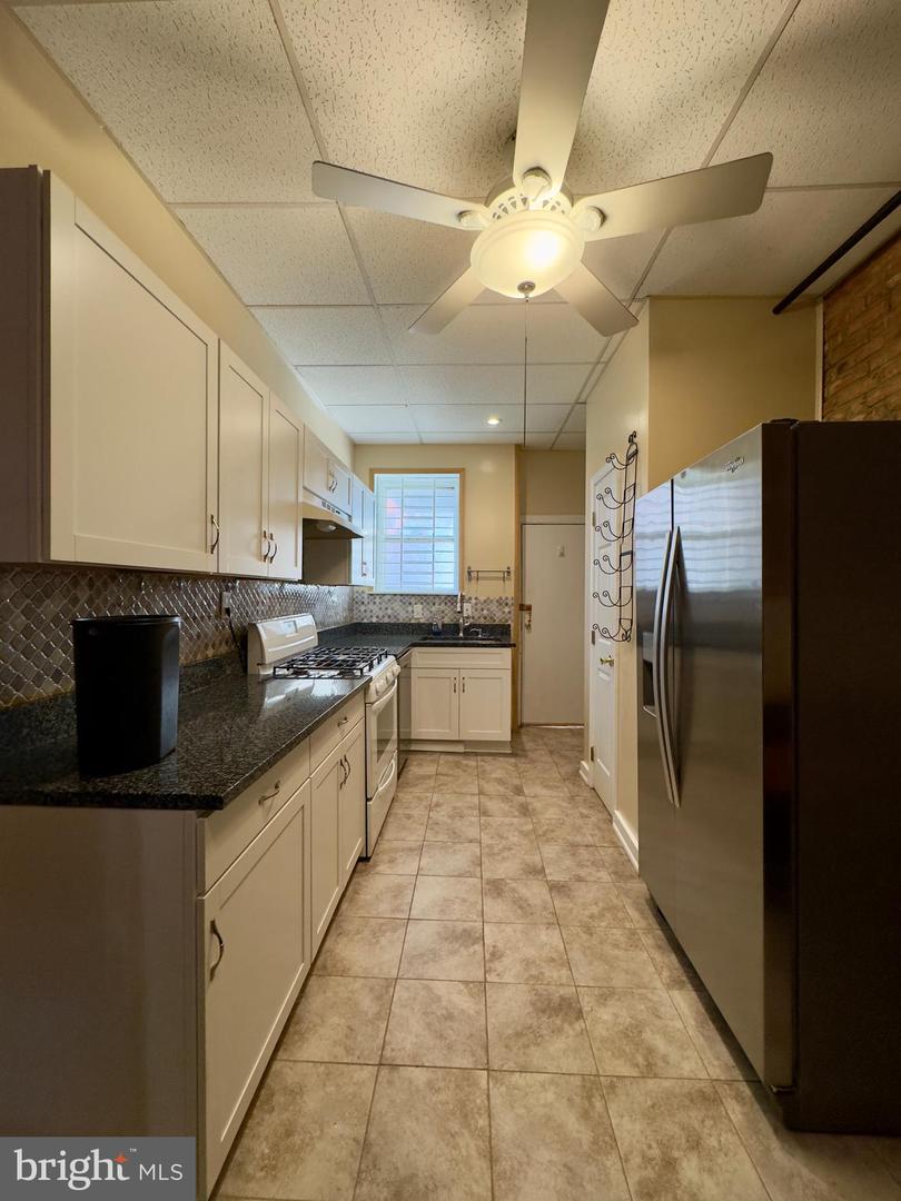 314 S Collington Ave Property Photo 8