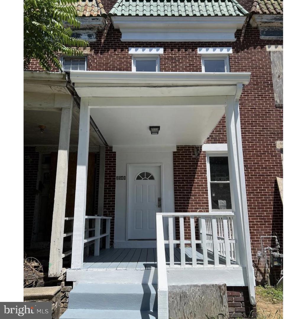 2548 OSWEGO AVE Property Photo 1