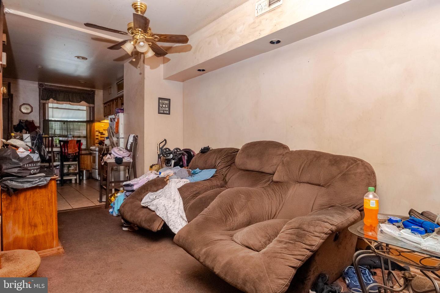 120 N Glover St Property Photo 2