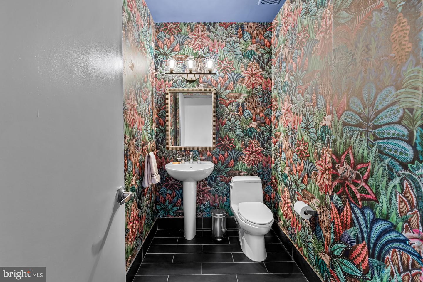 1200 Steuart St #1511 Property Photo 38