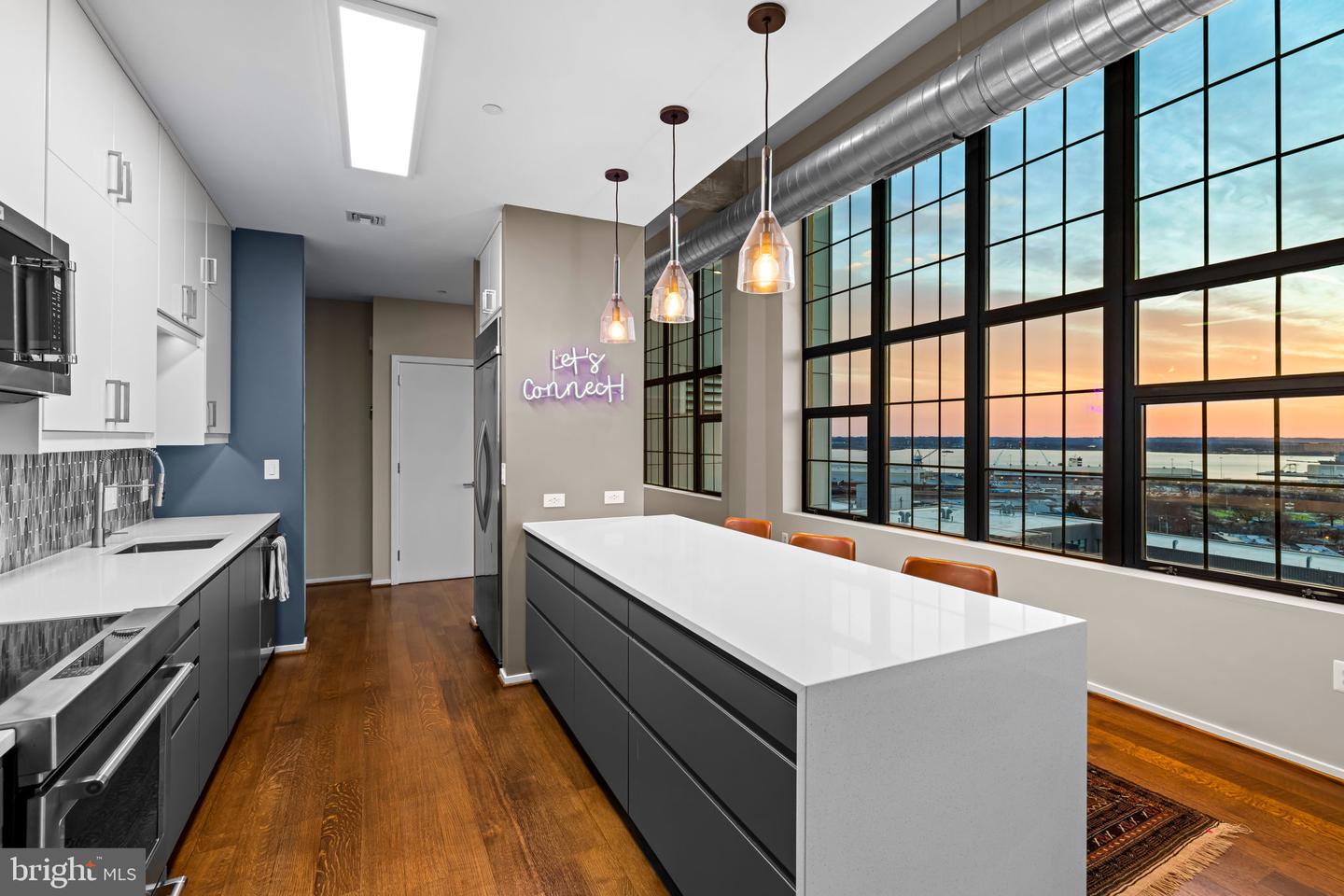 1200 Steuart St #1511 Property Photo 15