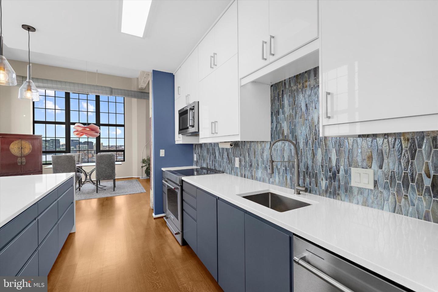 1200 Steuart St #1511 Property Photo 16