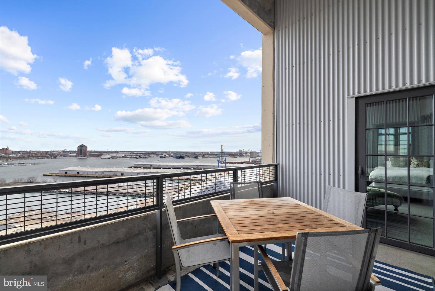1200 Steuart St #1511 Property Photo 31