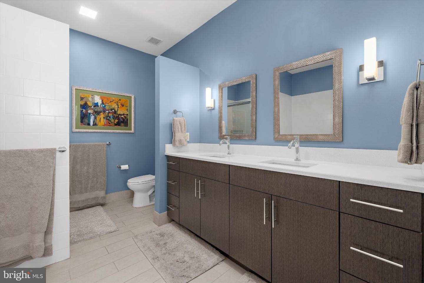 1200 Steuart St #1511 Property Photo 44