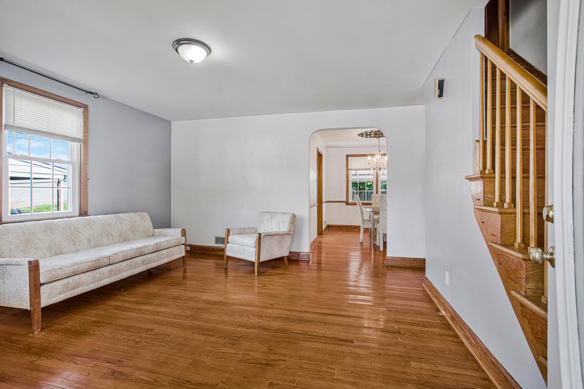 4708 Hamilton Ave Property Photo 6
