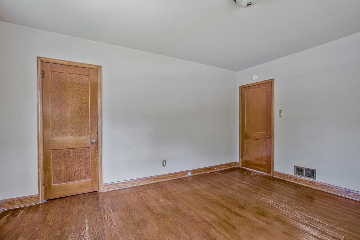 4708 Hamilton Ave Property Photo 15