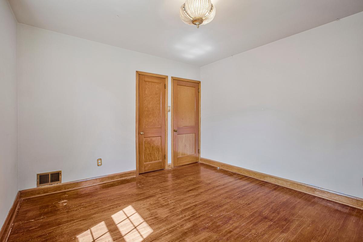 4708 Hamilton Ave Property Photo 18