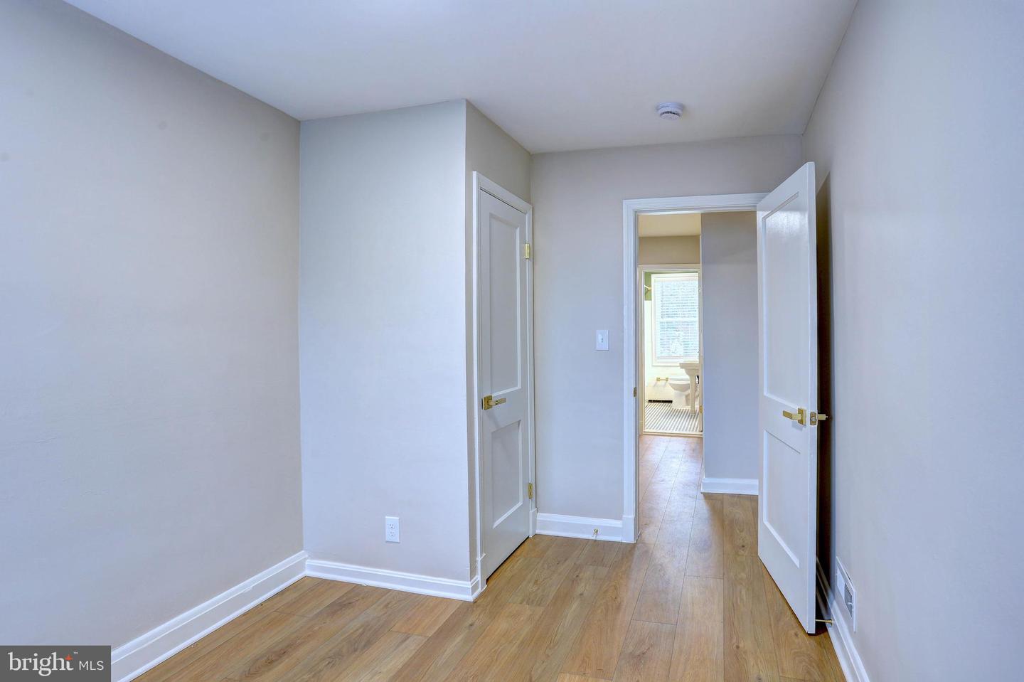 3620 Erdman Ave Property Photo 23