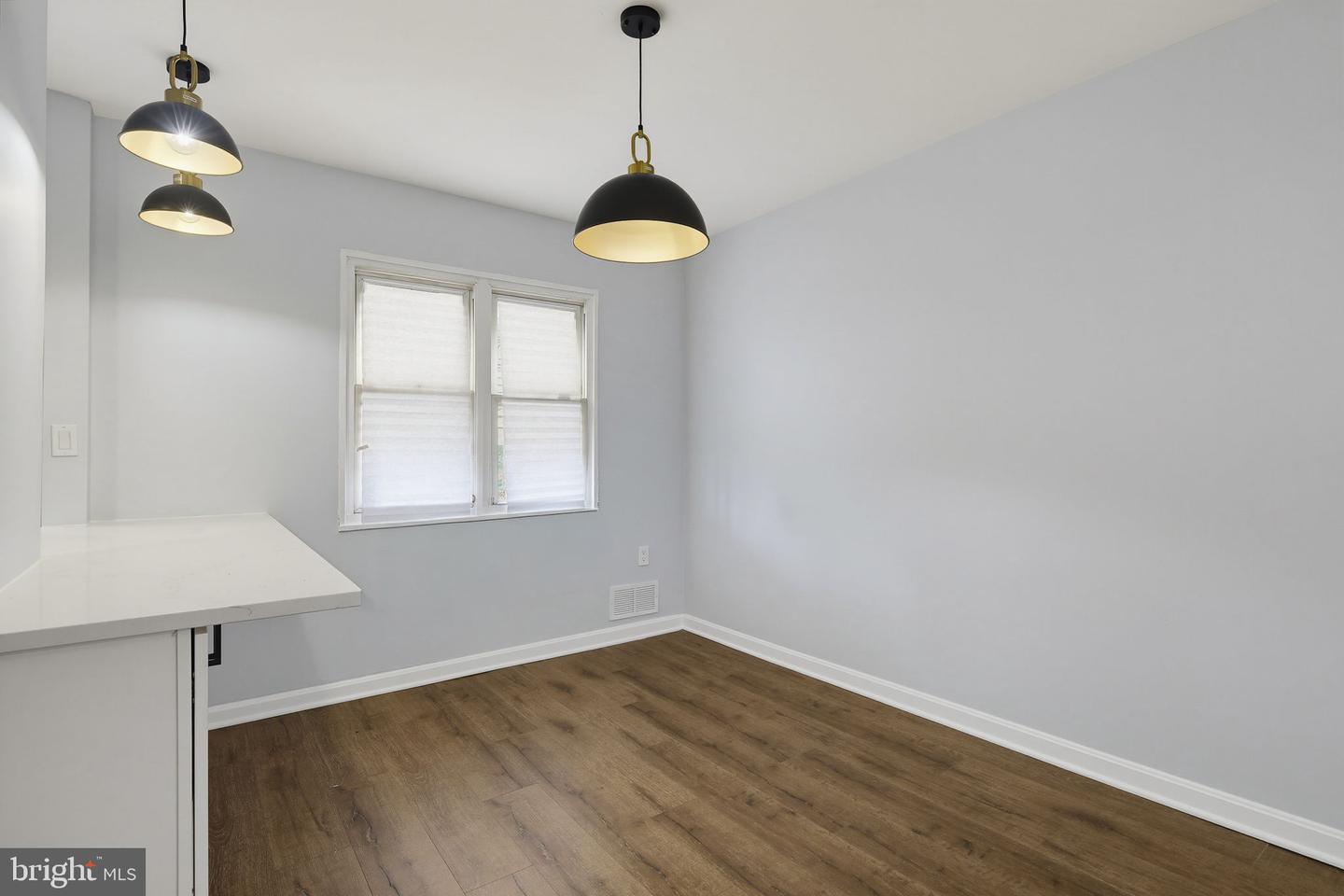 5561 Kennison Ave Property Photo 11