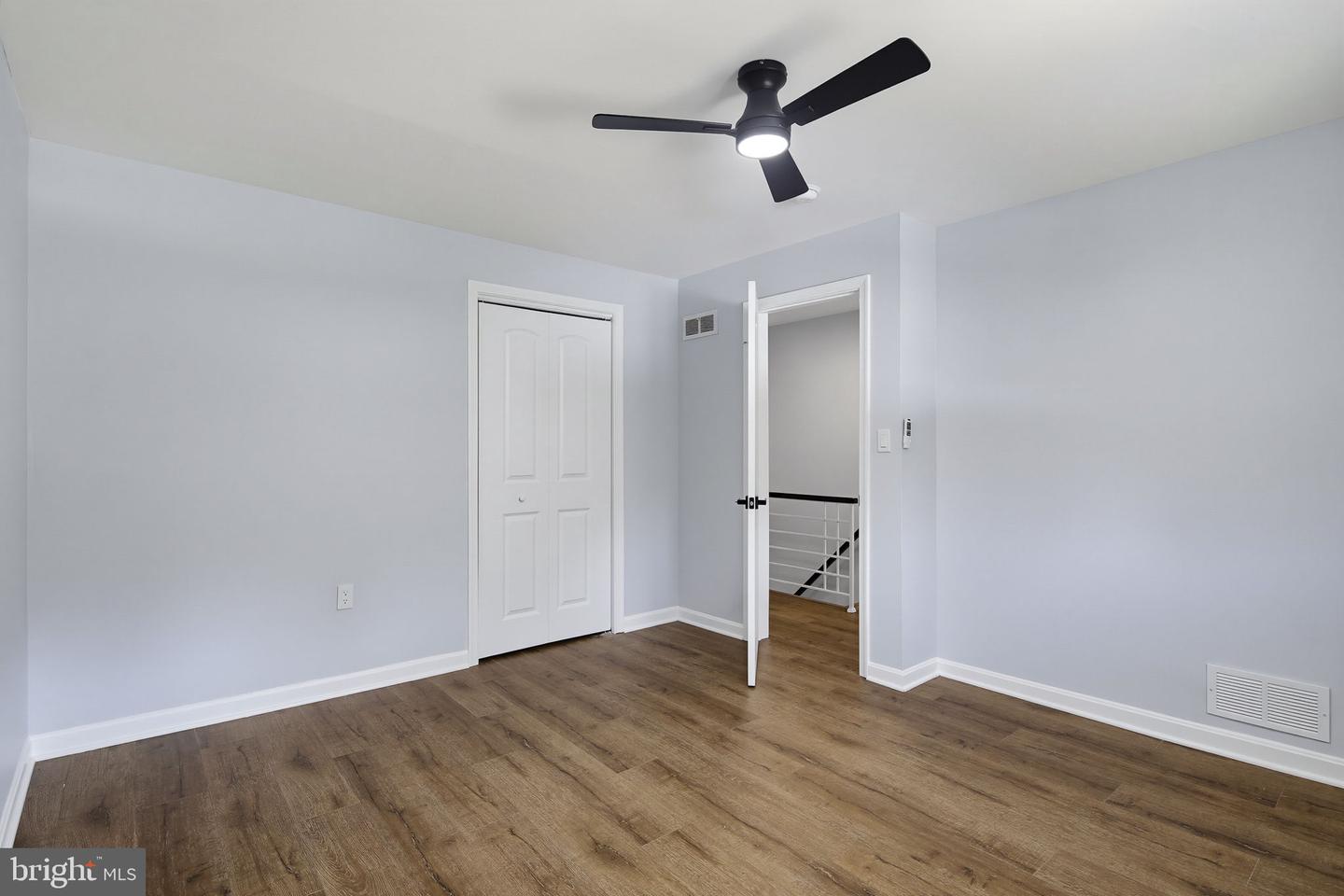 5561 Kennison Ave Property Photo 32