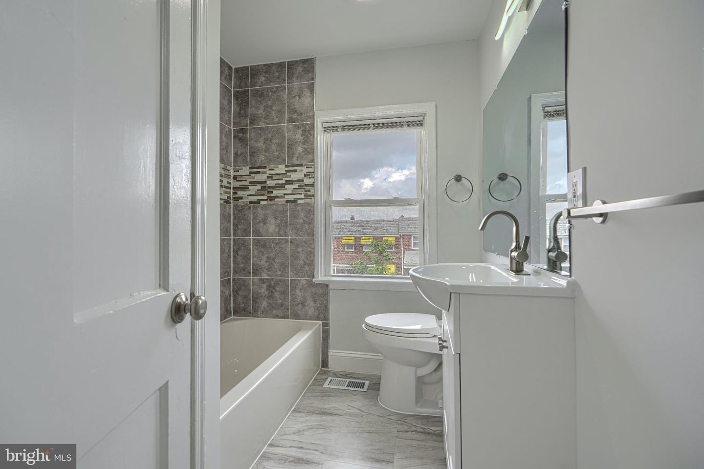 810 Mount Holly St Property Photo 15