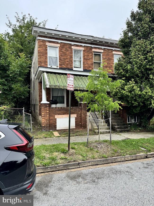 1411 N Rosedale St Property Photo 1
