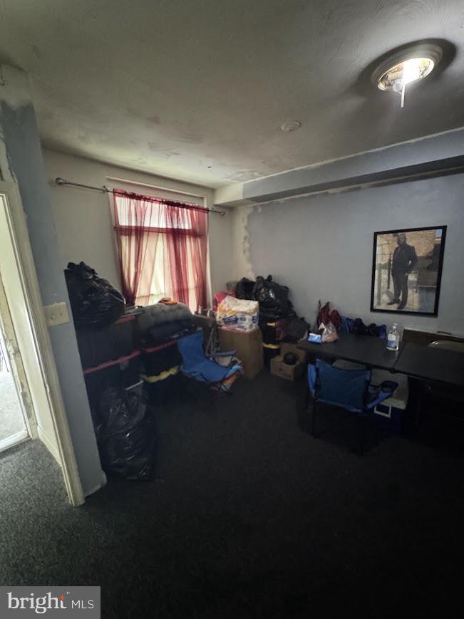 1411 N Rosedale St Property Photo 2
