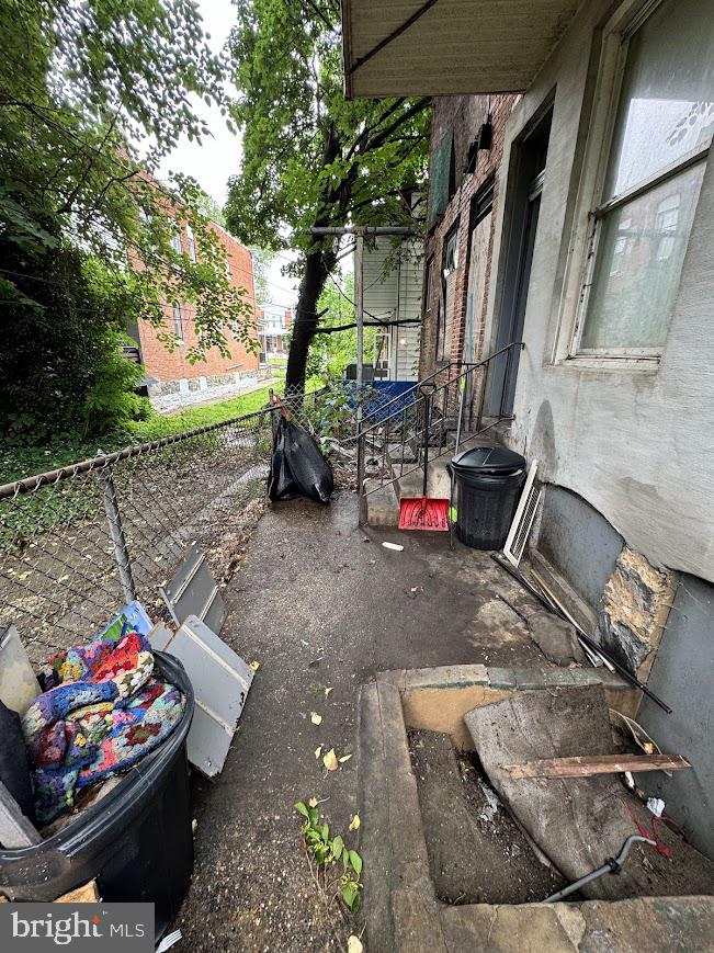 1411 N Rosedale St Property Photo 13