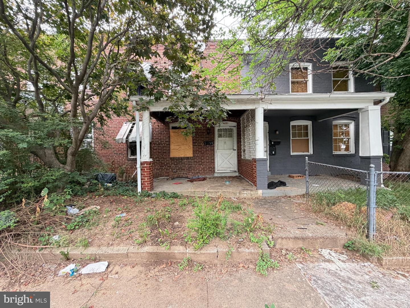612 Arsan Ave Property Photo 1