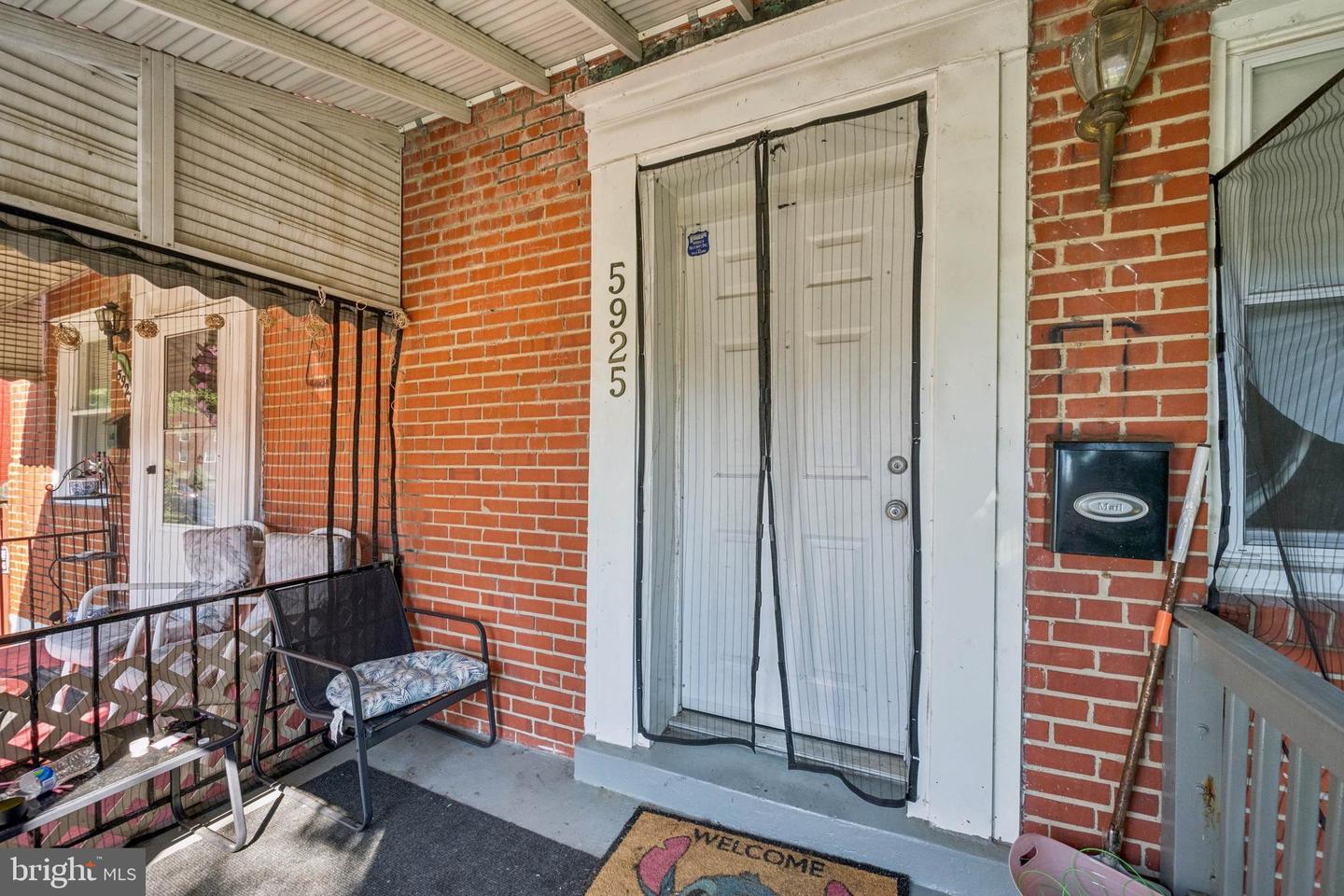 5925 Lillyan Ave Property Photo 3