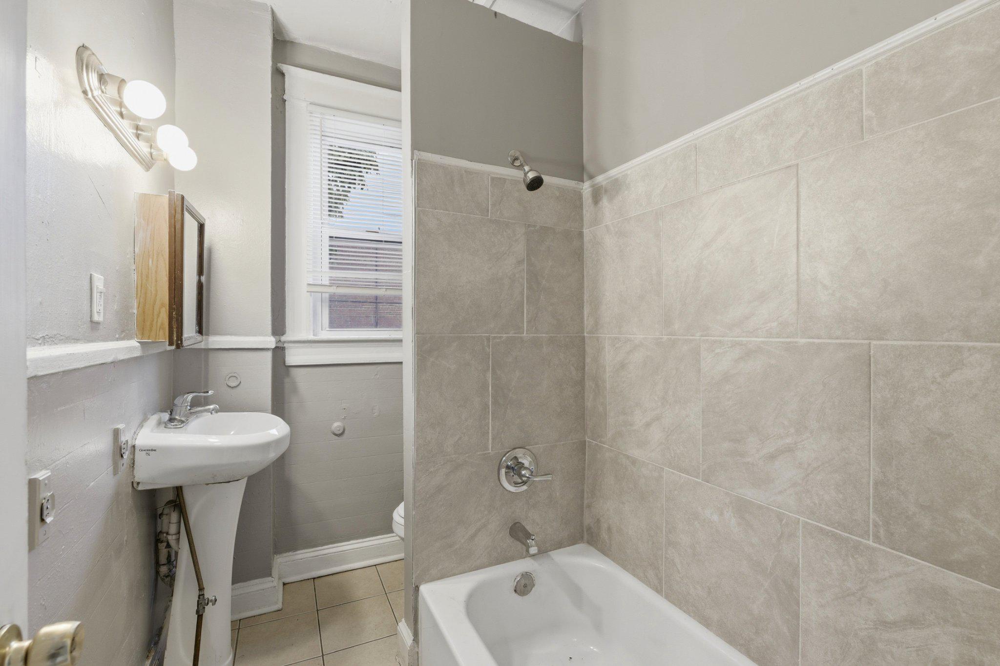 3608 Harlem Ave Property Photo 7
