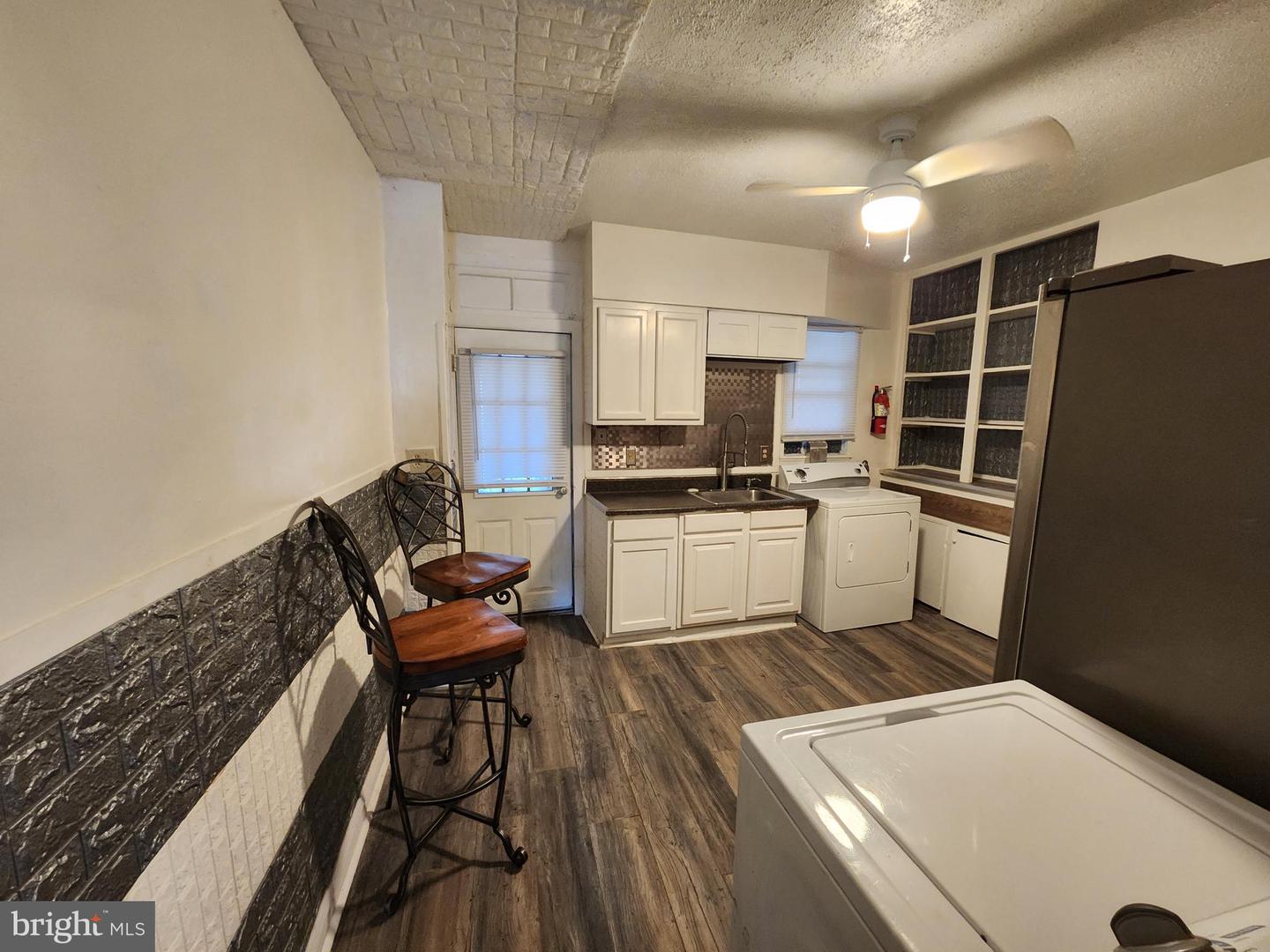 3336 Frederick Ave Property Photo 10