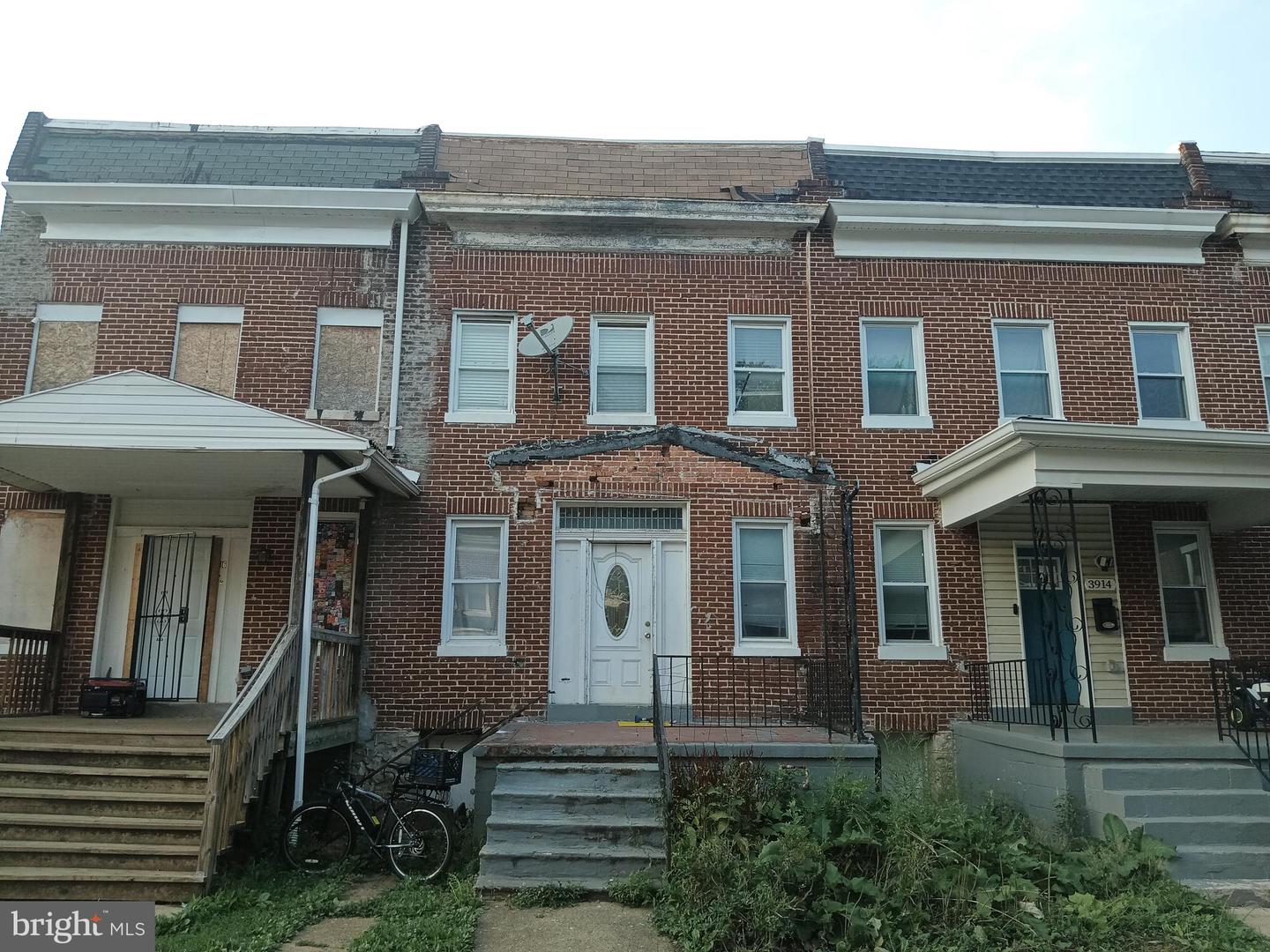 3916 Ridgewood Ave Property Photo 1