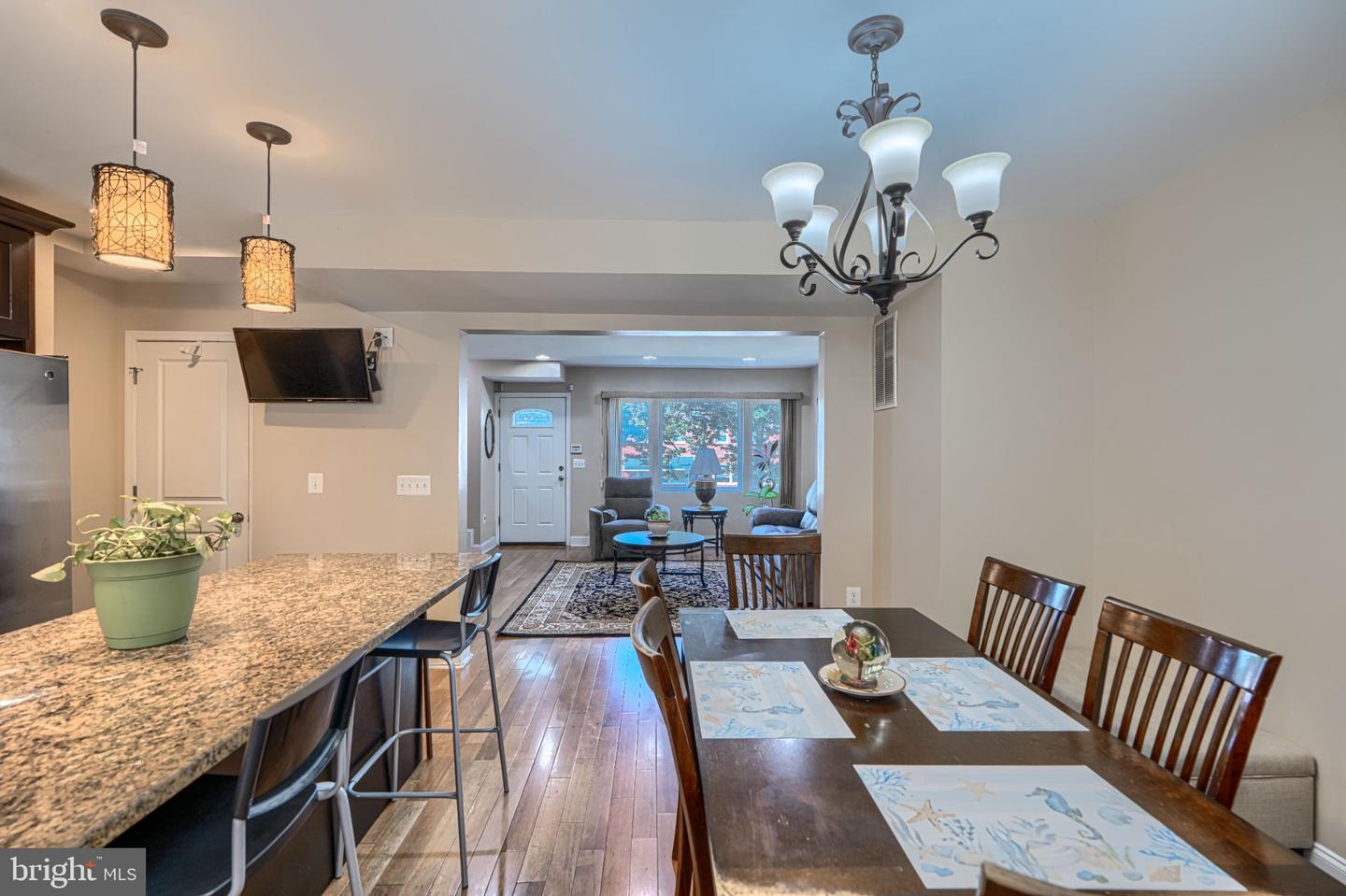 1639 Walterswood Rd Property Photo 15