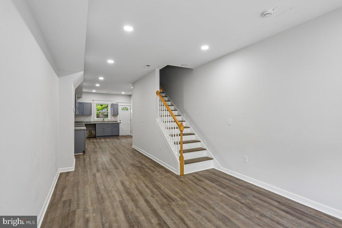 2615 Monument St Property Photo 5