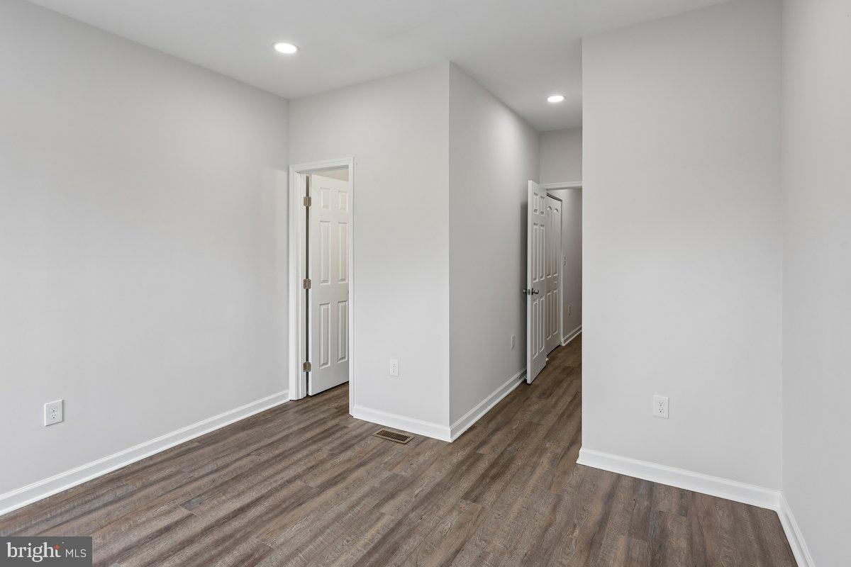 2615 Monument St Property Photo 16