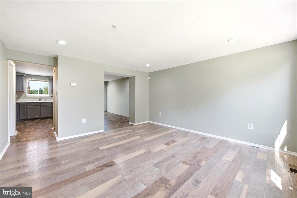 3426 Round Rd Property Photo 2