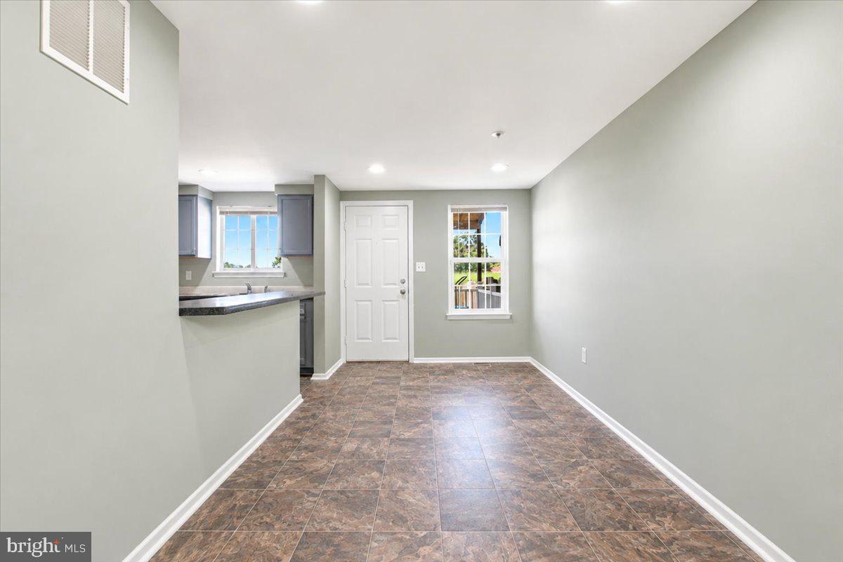 3426 Round Rd Property Photo 3
