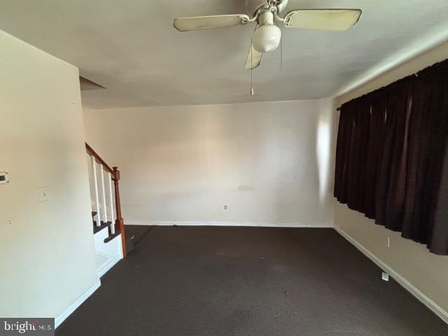 4926 Schaub Ave Property Photo 3