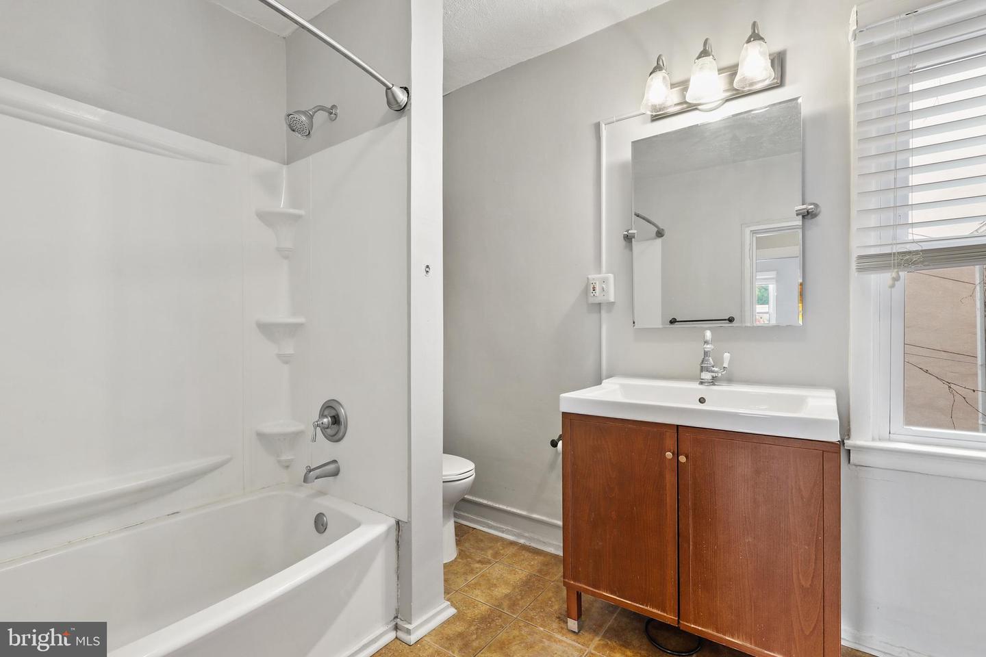 803 S Hanover St Property Photo 15