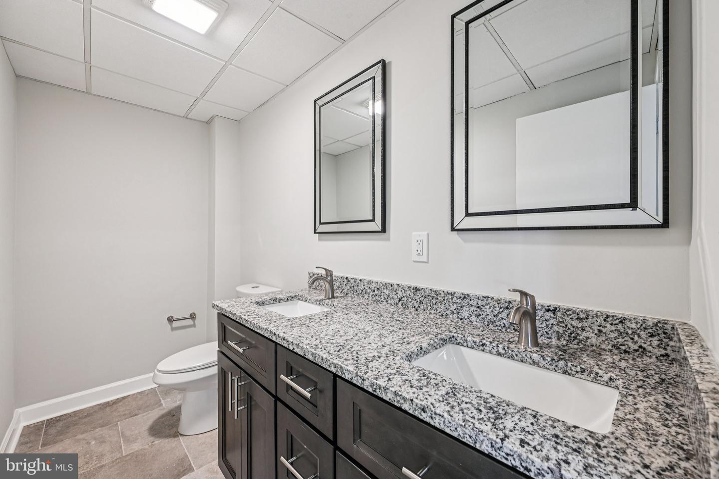 720 Montford Ave S #100 Property Photo 8