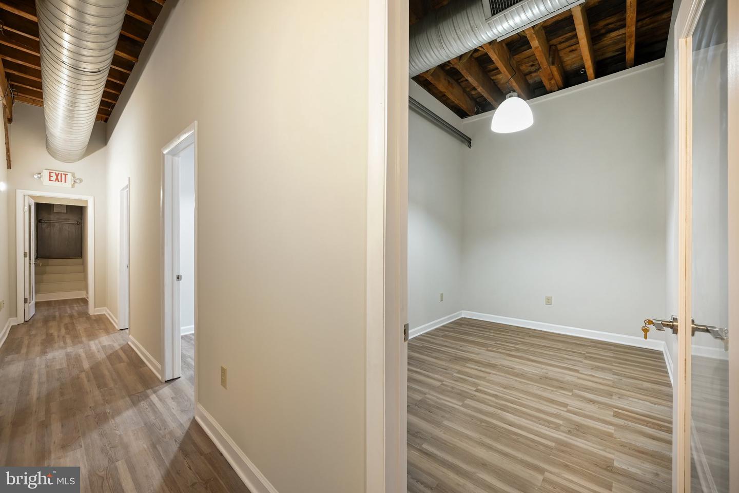 720 Montford Ave S #100 Property Photo 14