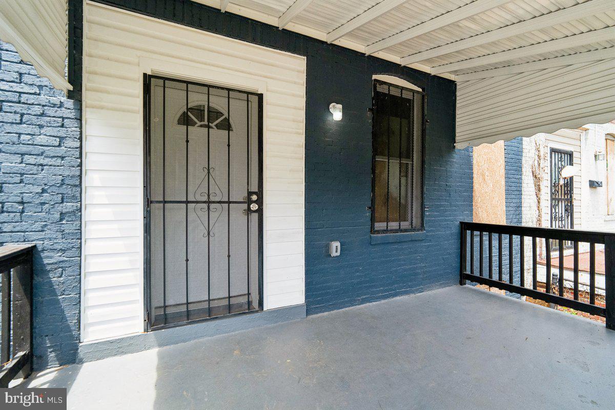 3708 Oakmont Ave Property Photo 3