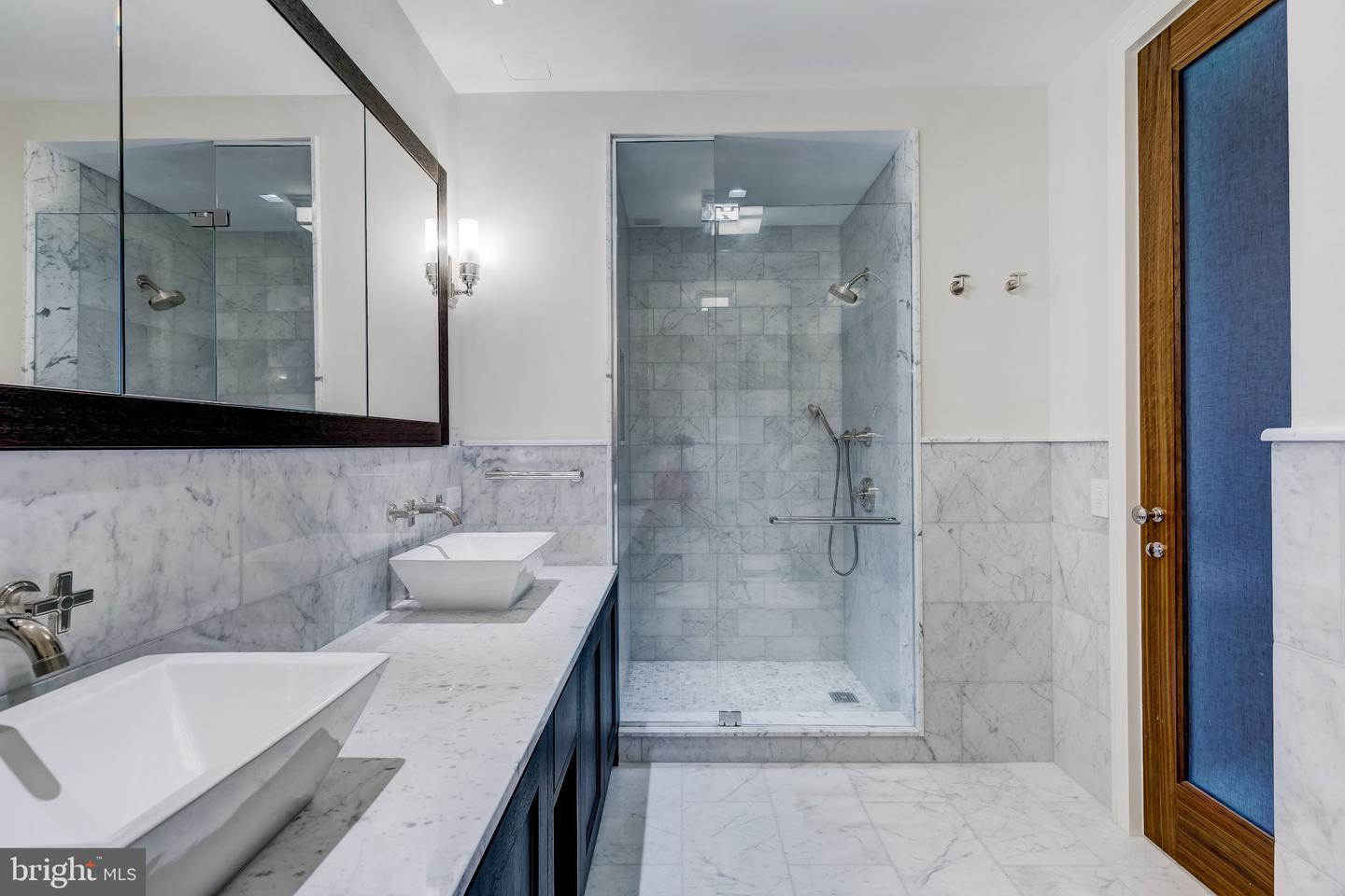 300 International Dr #2307 Property Photo 20