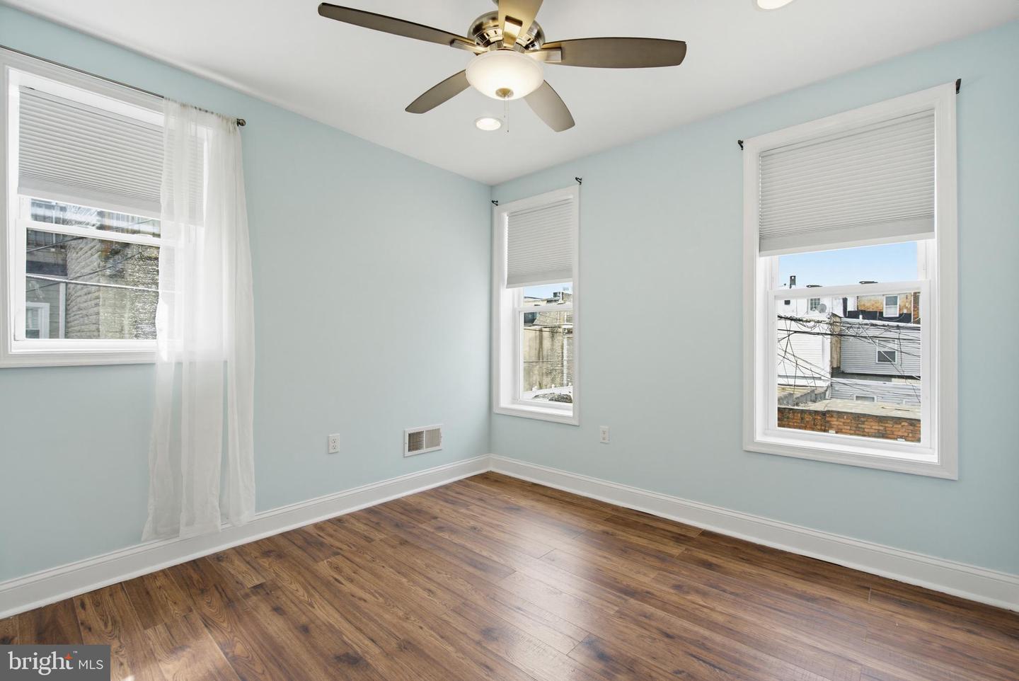 1429 Olive St Property Photo 16