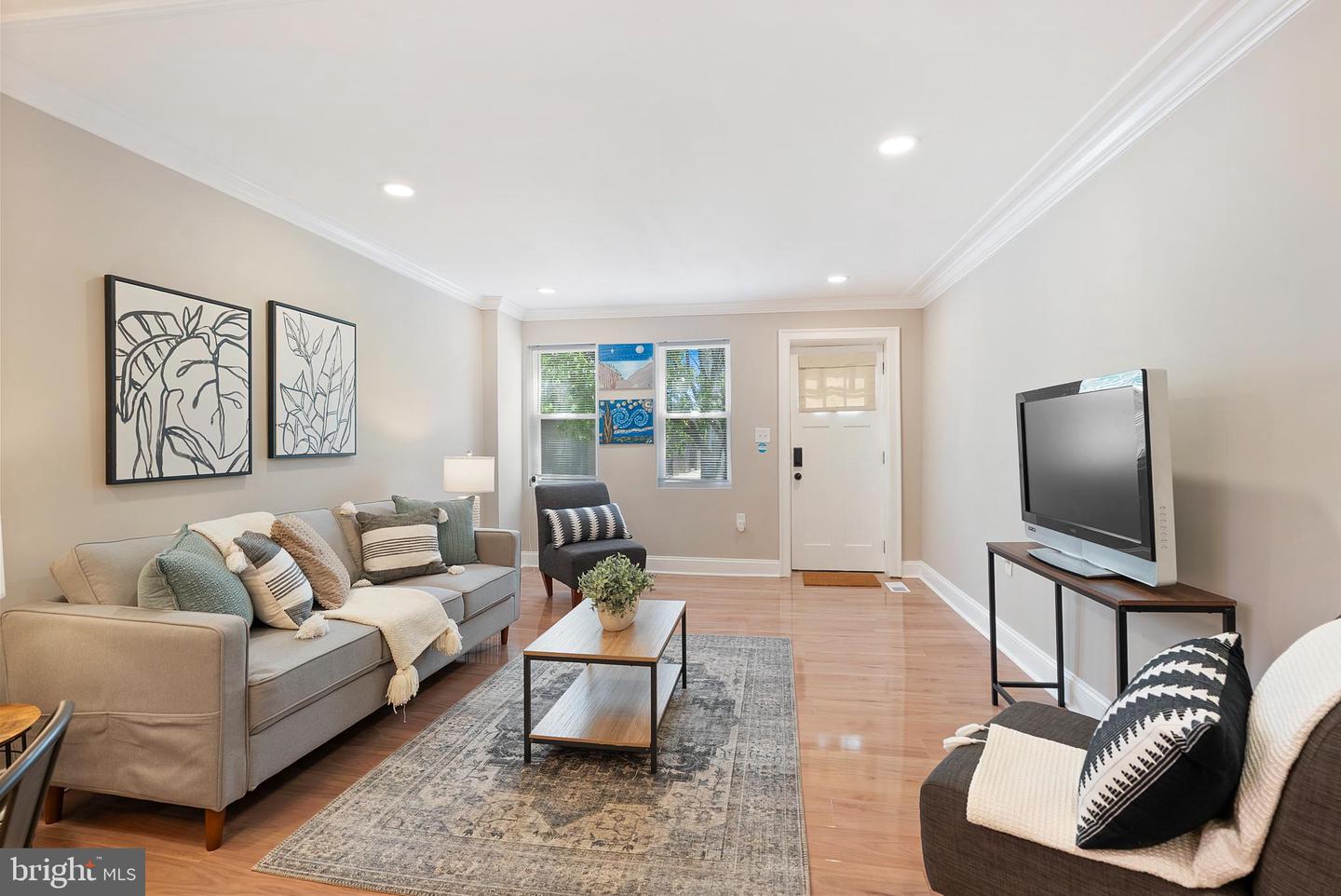 1102-b Carroll St #unit B Property Photo 5