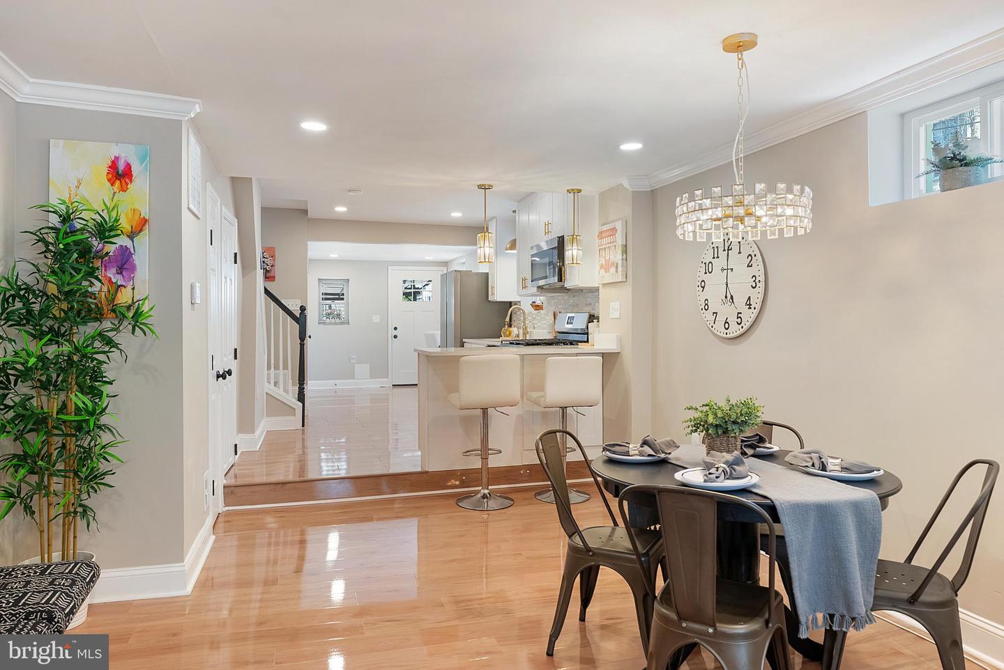 1102-b Carroll St #unit B Property Photo 8
