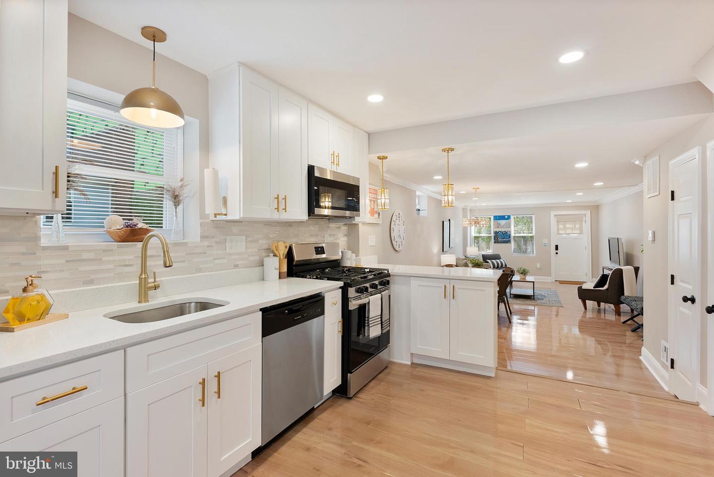 1102-b Carroll St #unit B Property Photo 11