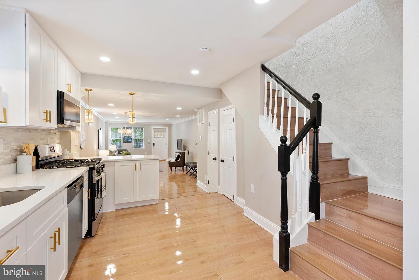 1102-b Carroll St #unit B Property Photo 12