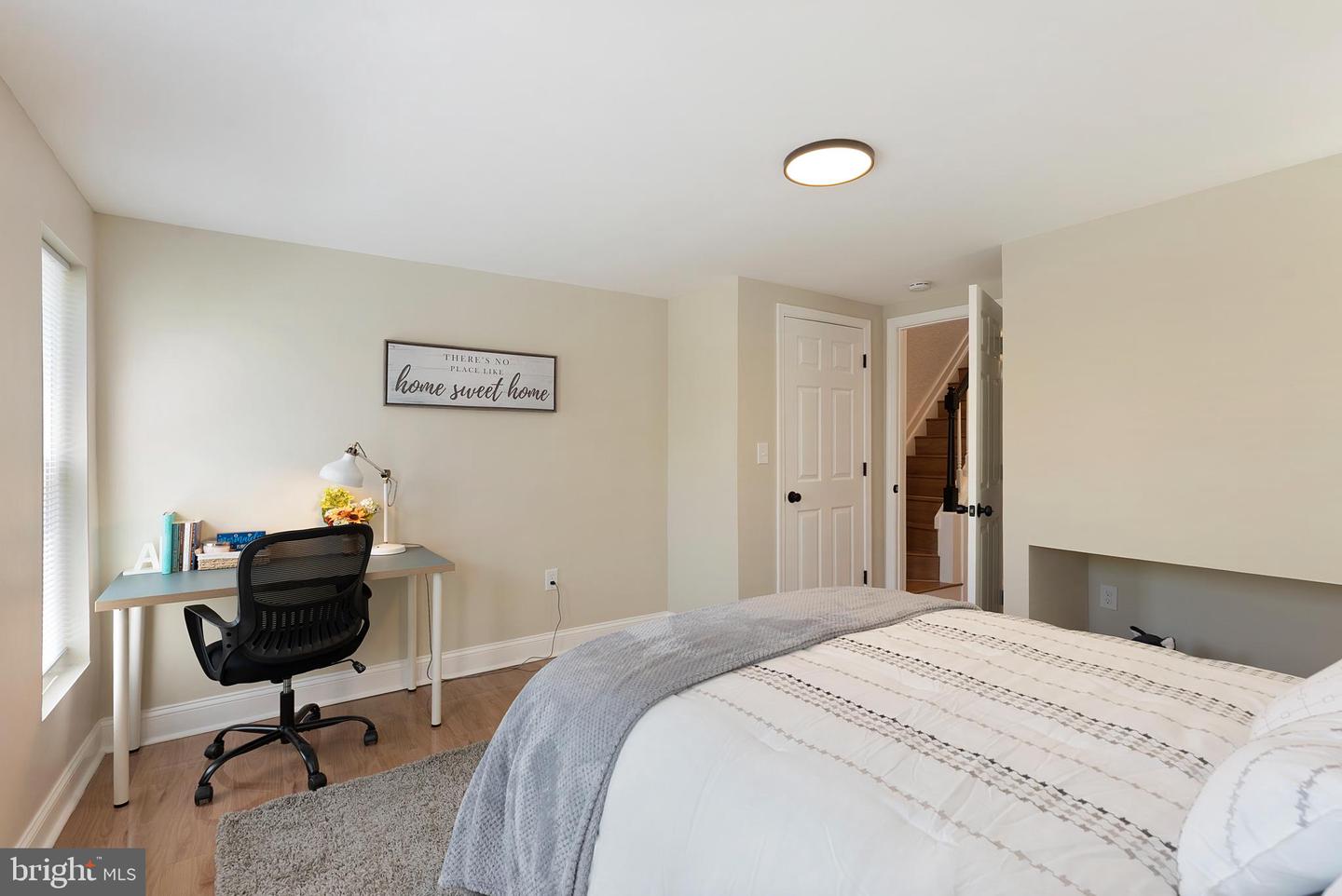 1102-b Carroll St #unit B Property Photo 17