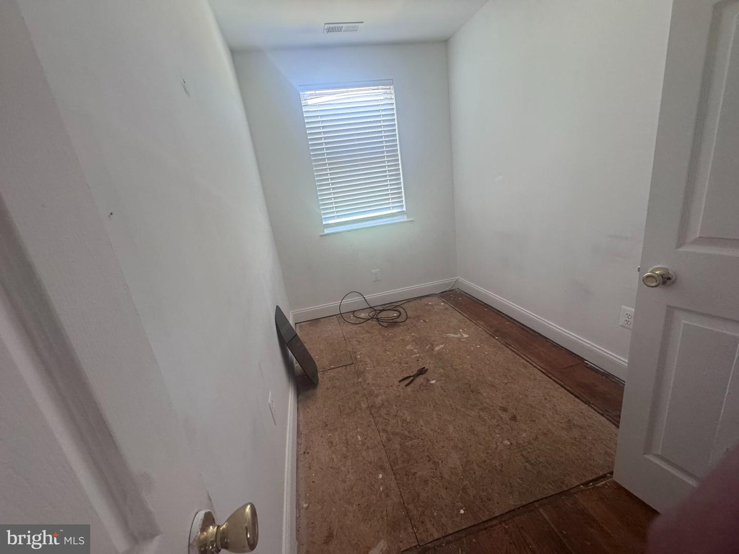 4818 Greencrest Rd Property Photo 4