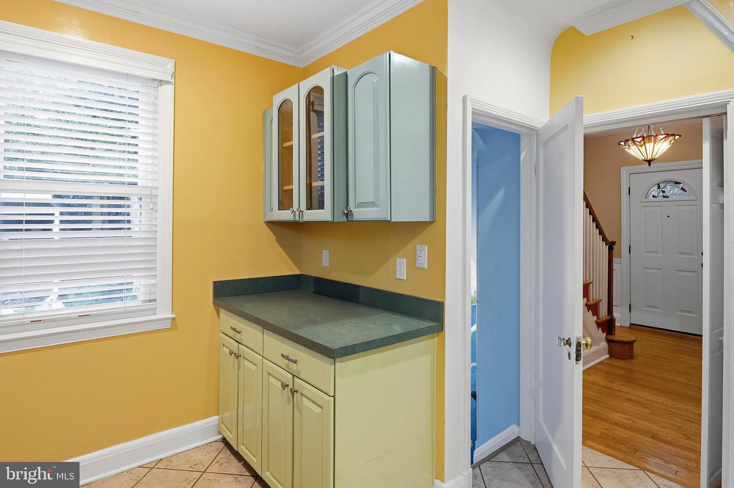 306 Kingston Rd Property Photo 14