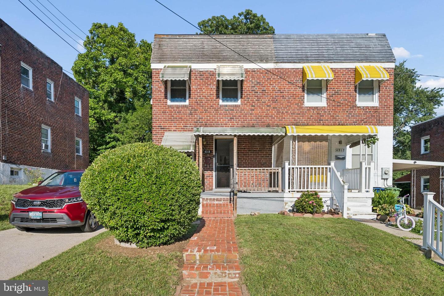 4919 SAINT GEORGES AVE Property Photo 1