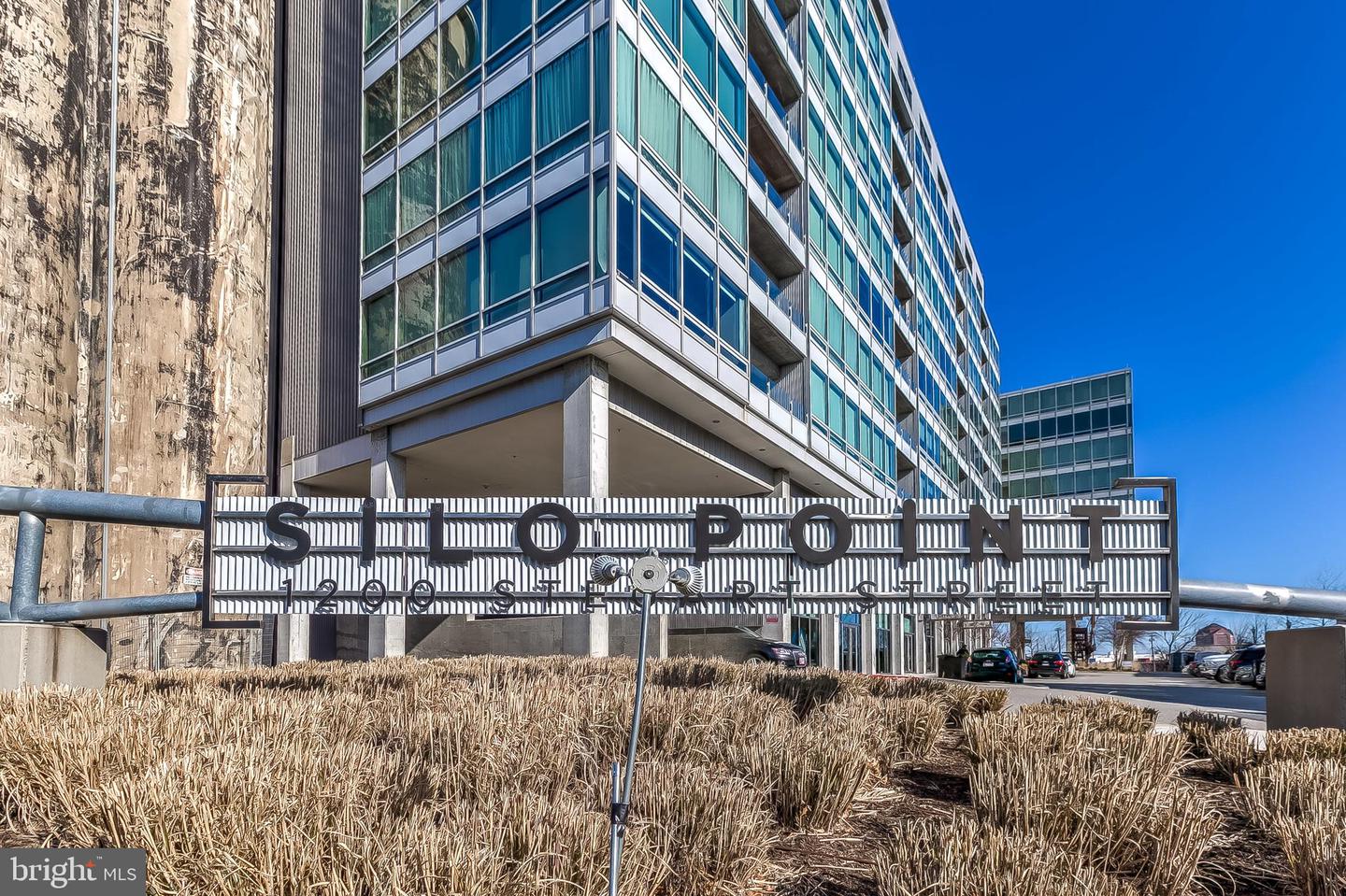 1200 Steuart St #725 Property Photo 3