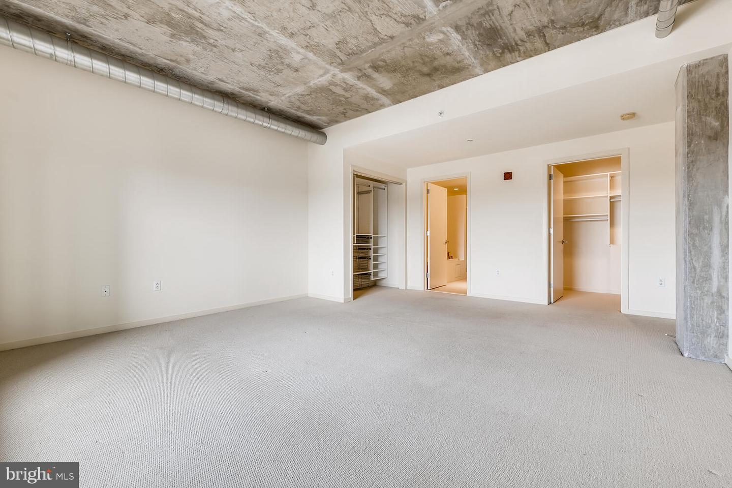 1200 Steuart St #725 Property Photo 14
